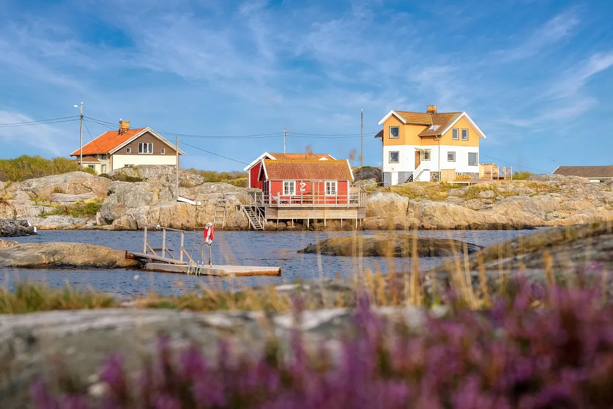Buying a Coastal Property: 7 Flood Risk and Erosion Questions to Ask